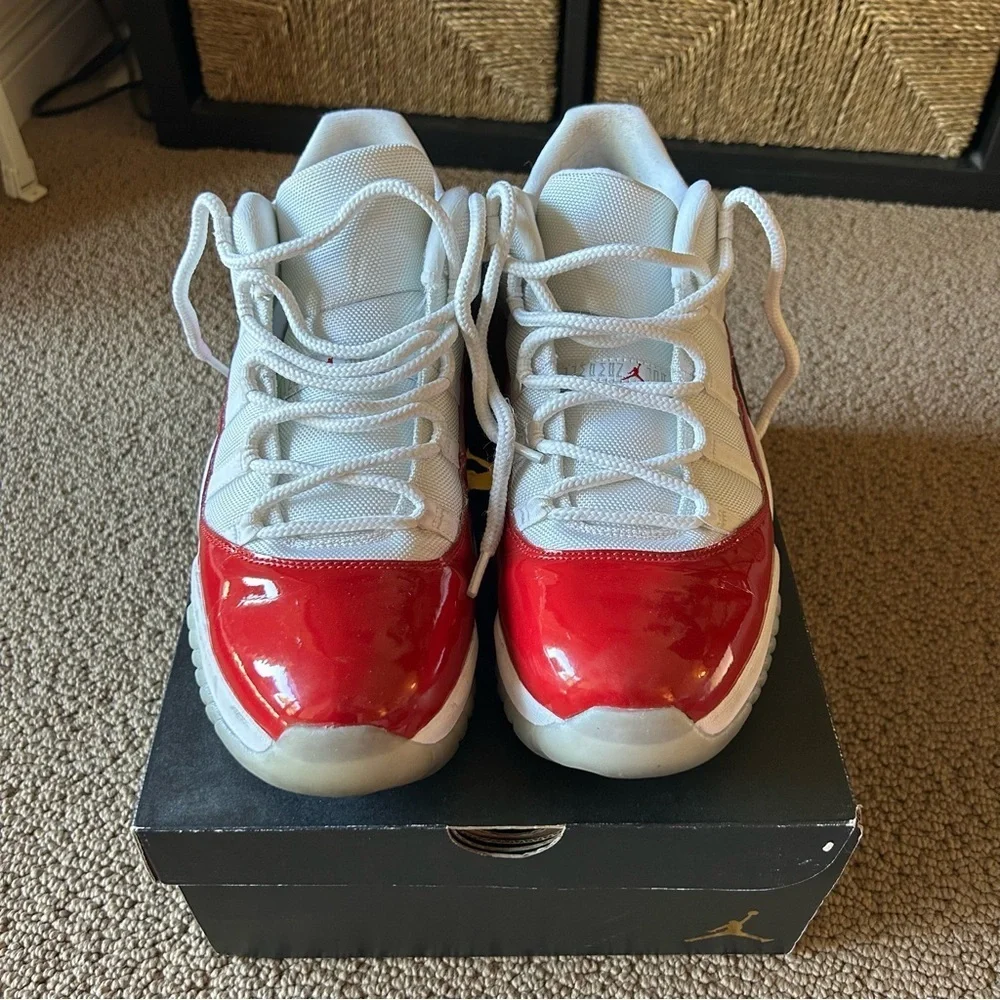Nike Air Jordan 11 Retro Low Cherry 2016 Size 13 Men’s White Red 528895-102 OG
